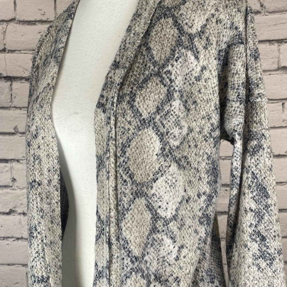 Maurice’s Python Snake Print Cardigan Sweater Siz… - image 5